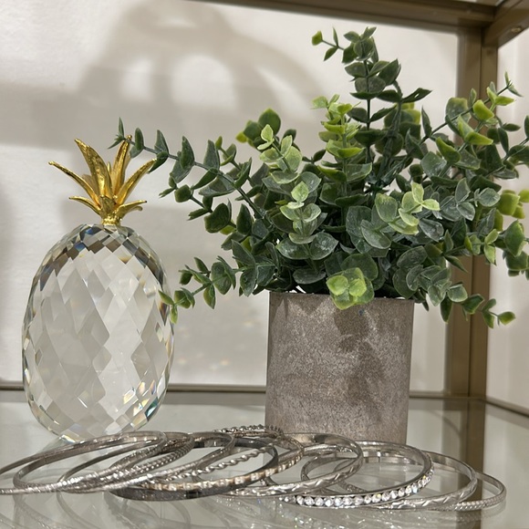 Cache Silver Bangles - Picture 9 of 11